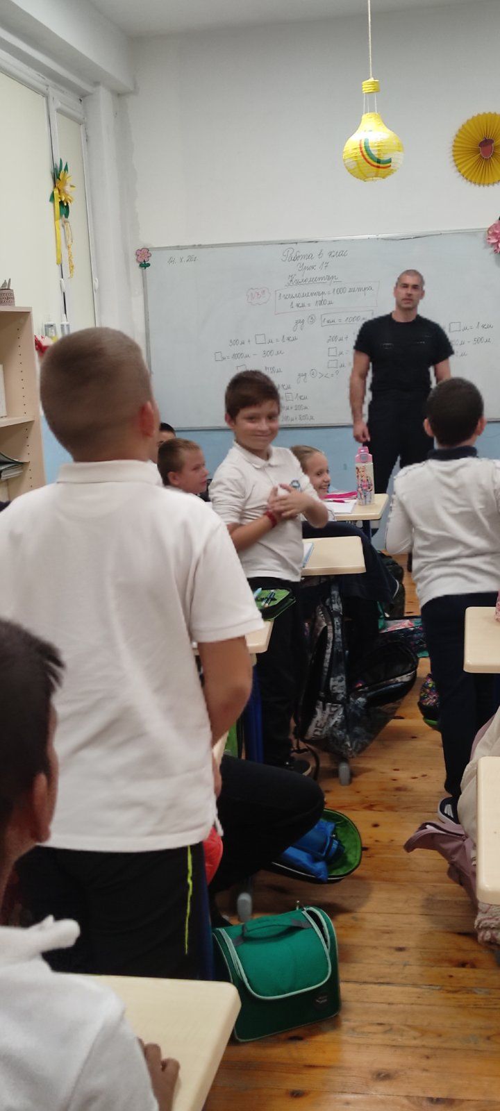 Вълнуваща и полезна среща в 3.А клас по повод Международния ден за намаляване на риска от бедствия 2
